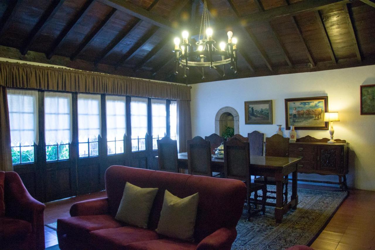 הוילה קאבקסיירס דה באסטו Casa De Santa Comba מראה חיצוני תמונה
